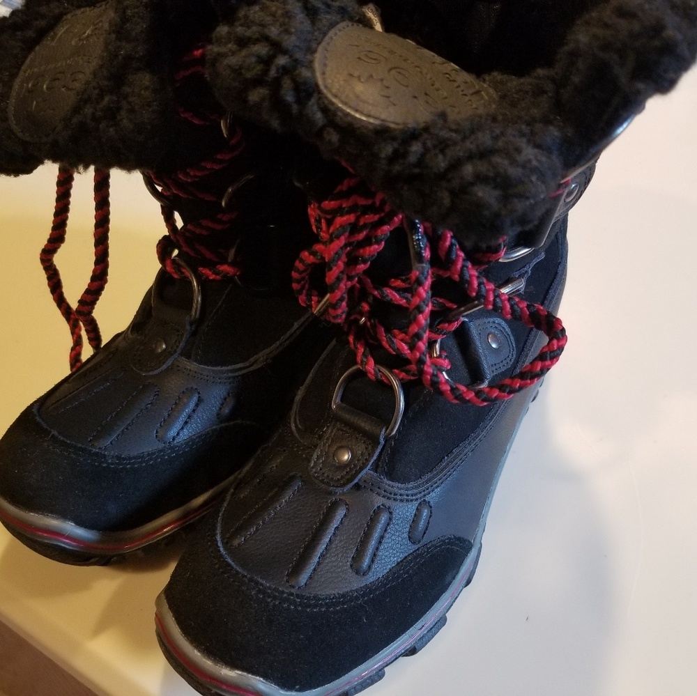 Pajar Canada winter boots